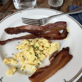 Ben Paris - Eggs & bacon - New American Near Me - Seattle, Washington Ben Paris - Eggs & bacon - New American Near Me - Seattle, Washington