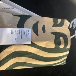Starbucks - Pickup croissant