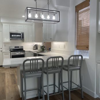 Builder's Innovation Group - Remodeled kitchen - General Contractors Near Me