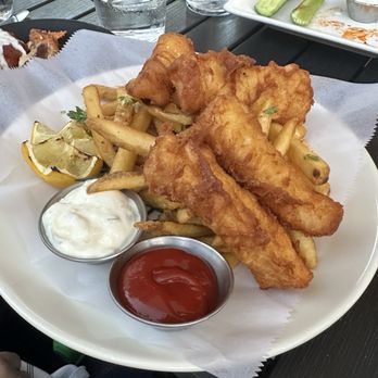 foothill - Fish and chips - New American Near Me - Pasadena, California
