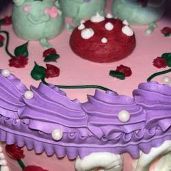 Uncle Mike's Bake Shoppe - This is the cake that they made for me