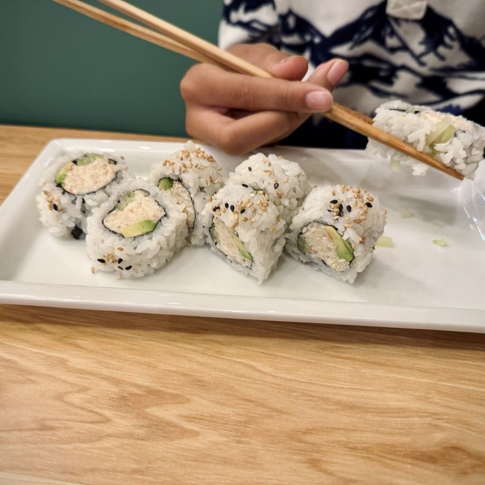 DASHI - California roll - Japanese Near Me - San Diego, California