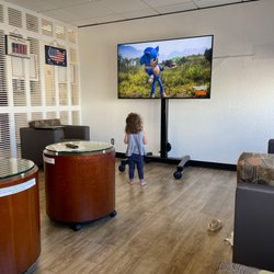 Military Hospitality Lounge - Plenty of rooms to explore and relax