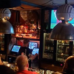 Drinkers Pub - The 1000+ Beer Bar!