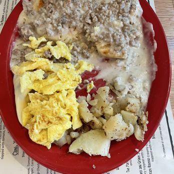 The Sunrise Shack - Sausage, Biscuits, and Gravy. It comes with two eggs over easy but I asked for scrambled and comes with home fries. - Breakfast & Brunch Near Me - Glen, New Hampshire The Sunrise Shack - Sausage, Biscuits, and Gravy. It comes with two eggs over easy but I asked for scrambled and comes with home fries. - Breakfast & Brunch Near Me - Glen, New Hampshire