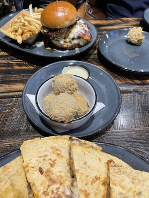 Walk-On's Sports Bistreaux - Arlington Restaurant by null