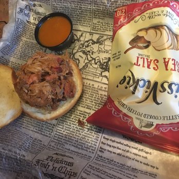 Yellow Dog Eats - Pulled pork sandwich - Sandwiches Near Me - Windermere, Florida Yellow Dog Eats - Pulled pork sandwich - Sandwiches Near Me - Windermere, Florida