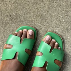 French Tip Gel Pedicure