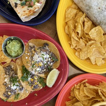 Agua Verde Cafe - Spread - Mexican Near Me - Seattle, Washington