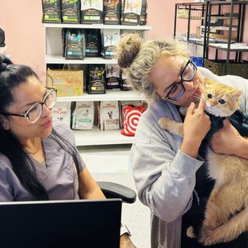 Ohana Veterinary Clinic - The honorary godmothers of Gus The wonderful front desk staff - Veterinarians Near Me - Torrance, California Ohana Veterinary Clinic - The honorary godmothers of Gus The wonderful front desk staff - Veterinarians Near Me - Torrance, California