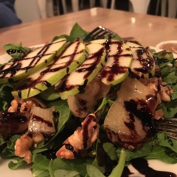 Bend Pizza Kitchen - awesome pear salad! Fresh and yummy - Pizza Near Me - Bend, Oregon Bend Pizza Kitchen - awesome pear salad! Fresh and yummy - Pizza Near Me - Bend, Oregon