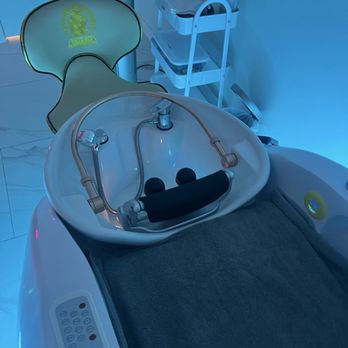 Athena Nails & Head Spa - clean set up. - Nail Salons Near Me - Sacramento, California