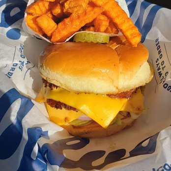 Culver's - ButterBurger and sweet potato fries - Burgers Near Me - Macedonia, Ohio Culver's - ButterBurger and sweet potato fries - Burgers Near Me - Macedonia, Ohio