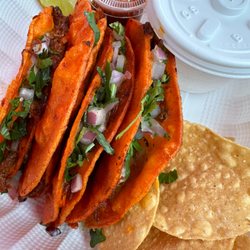 Birrieria Los Cuates Catering
