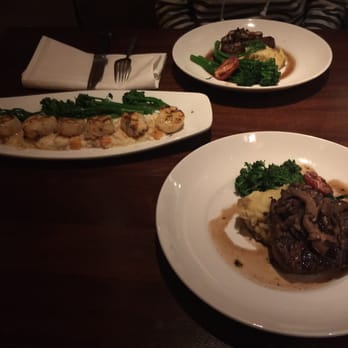 Seasons 52 - Filet and scallops - New American Near Me - Bridgewater, New Jersey Seasons 52 - Filet and scallops - New American Near Me - Bridgewater, New Jersey