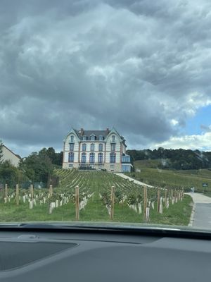 Château de Sacy by null