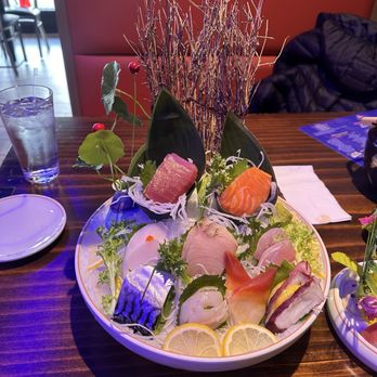 Galaxy Sushi & Ramen - The Sashimi Deluxe - Sushi Bars Near Me - Westmont, Illinois Galaxy Sushi & Ramen - The Sashimi Deluxe - Sushi Bars Near Me - Westmont, Illinois