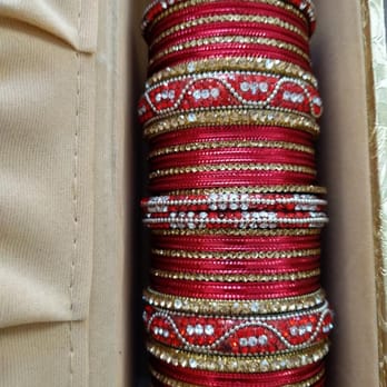 Sari Palace - Traditional Clothing Near Me - Berkeley, California