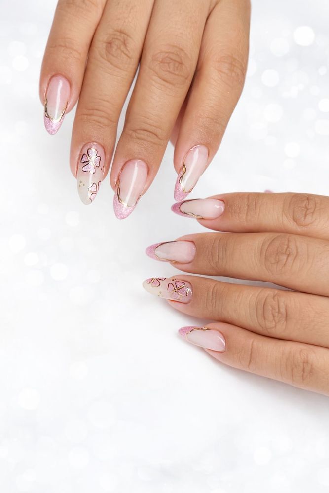 East Quogue Nail Salon and Spa Logo