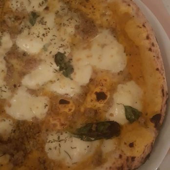 Nona - Pizza Near Me - Brussels, BRU