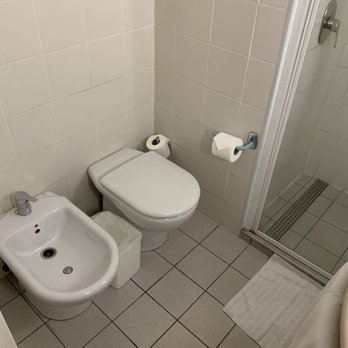 Hotel Ibis - Hotels Near Me - Buenos Aires, C