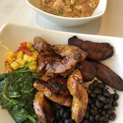 Sabrina's Cafe - Jerk chicken bowl, shrimp & grits