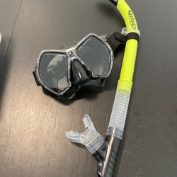 Depth Perceptions Diving Services - Mask and snorkel