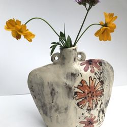 Handbuilt vase by Heidi Reszies