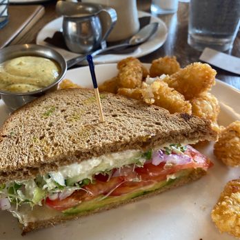 Spenard Roadhouse - Avocado melt with tots - New American Near Me - Anchorage, Alaska Spenard Roadhouse - Avocado melt with tots - New American Near Me - Anchorage, Alaska