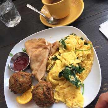 Blue Daisy - Organic egg scramble with spinach, zucchini hash browns (sooo yummy) and crepe with jelly paired with a latte. - Creperies Near Me - Santa Monica, California