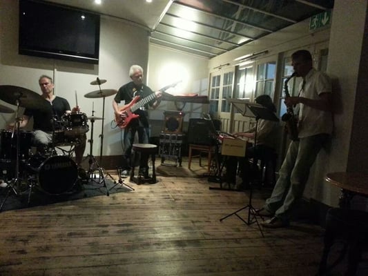 Photo of The Effra Hall Tavern - London, XGL, GB. Jazz band Alice in Grooveland playing at The Effra Hall Tavern