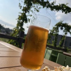 Modicum Brewing - Beer on the patio