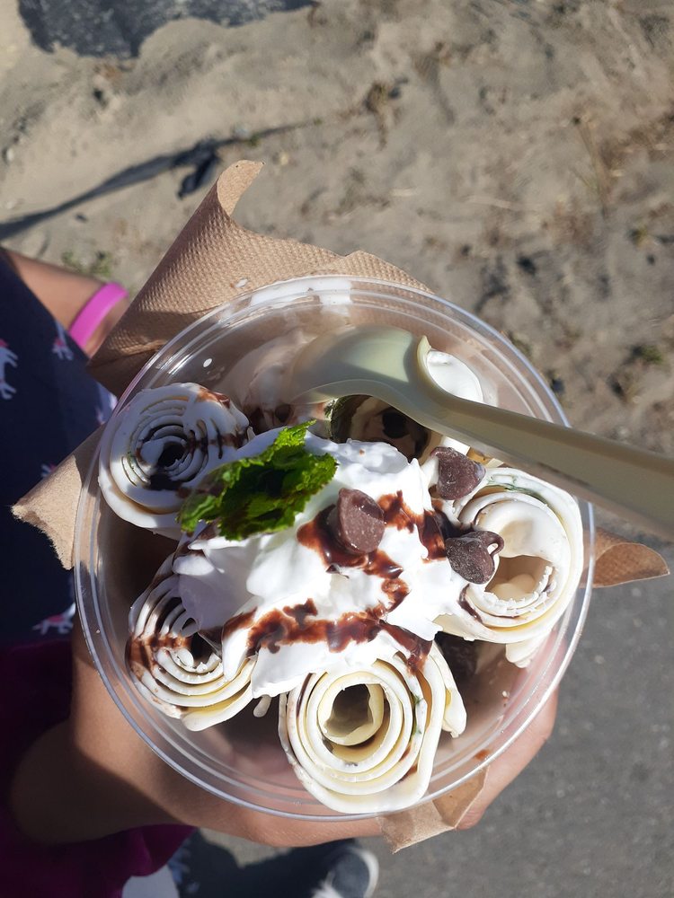 ROLLIN Updated 2024 25 Photos & 19 Reviews 1323 Lee Blvd