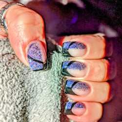 Happy Nails