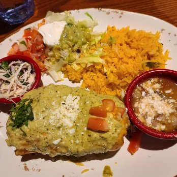 Ocho Cafe - This is how the 1st dish looked when it came out. - Bars Near Me - West Hartford, Connecticut Ocho Cafe - This is how the 1st dish looked when it came out. - Bars Near Me - West Hartford, Connecticut