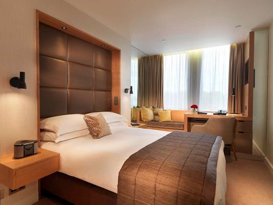 Royal Garden Hotel by null