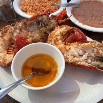 Angel del Mar - Lobster Puerto Nuevo Style - Seafood Near Me - Puerto Nuevo, BCN Angel del Mar - Lobster Puerto Nuevo Style - Seafood Near Me - Puerto Nuevo, BCN