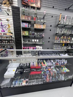 Smokers Land, 1645 Jefferson Dr, Ste 180B, Port Arthur, TX