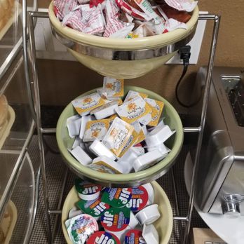 Quality Inn - Condiments - Hotels Near Me - Ontario, Oregon