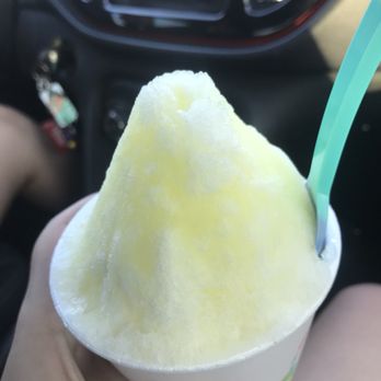 Bahama Buck's - Huntsville - There were numerous just plain ice spots as well and when I got into the snow cone there were just chunks of ice without flavor. - Juice Bars & Smoothies Near Me - Huntsville, Texas