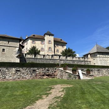 Castel Thun - Castles Near Me - Priò, Tennessee