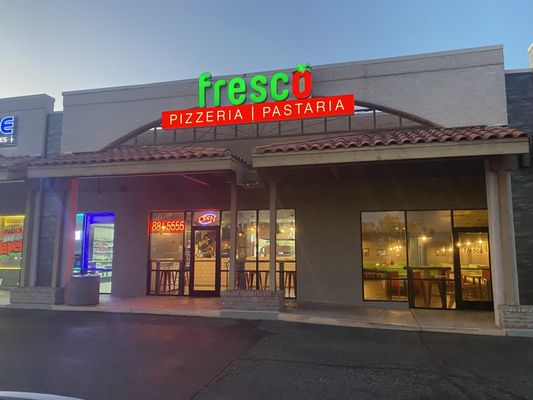 Fresco Pizzeria & Pastaria by null