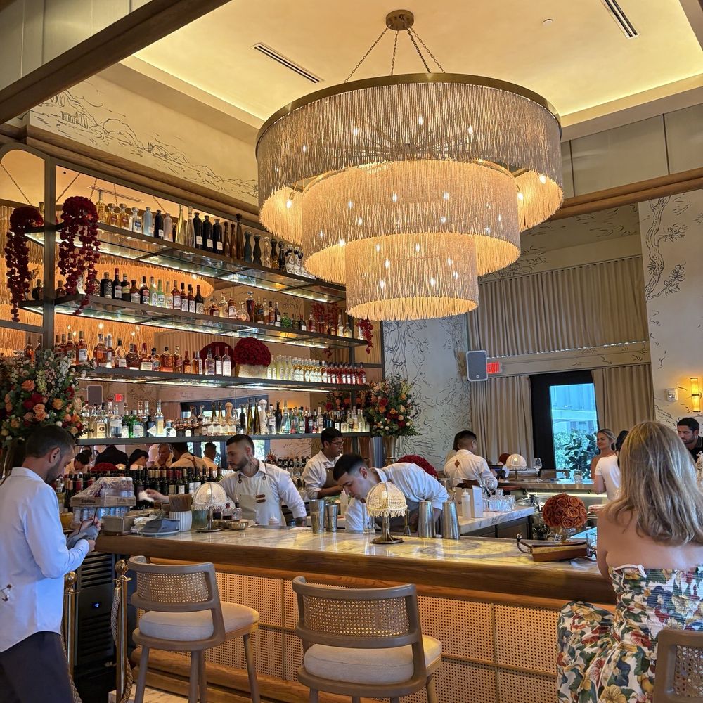 Elia - Bar scene - Italian Near Me - Miami, Florida Elia - Bar scene - Italian Near Me - Miami, Florida