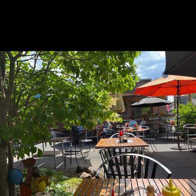 Washington Square Bar & Grill by null