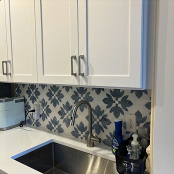 Kitchen Tune-Up North Brooklyn - Countertop Installation Near Me - Brooklyn, New York