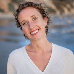 Clarity Colonics - Samara Jade, founder of Clarity Colonics