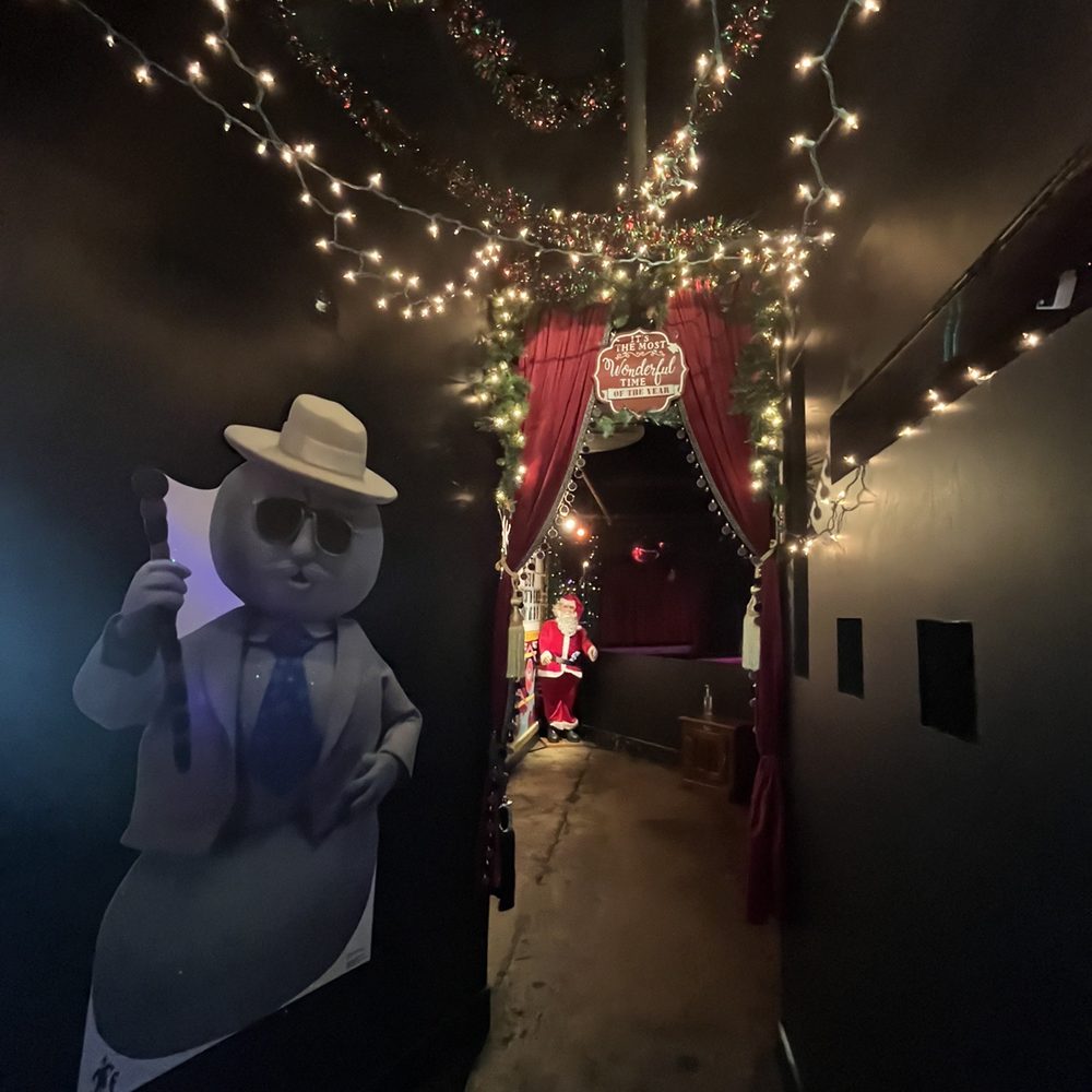 Curfew - Entrance to the main room. - Speakeasies Near Me - Fort Worth, Texas