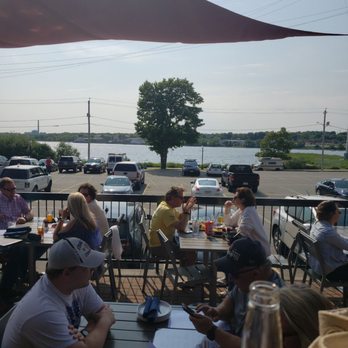 Barretts's Waterfront - American Near Me - Fall River, Massachusetts