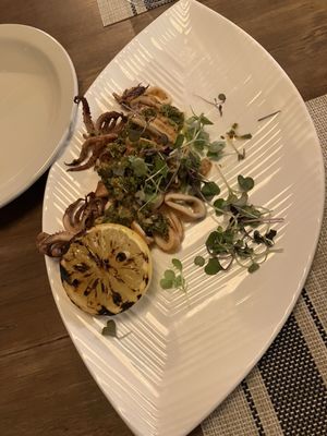 Tiffany's Bar and Bistro by null