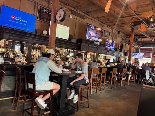 BRICKHOUSE TAVERN Updated August 2025 166 Photos 388 Reviews BRICKHOUSE TAVERN Updated August 2025 166 Photos 388 Reviews